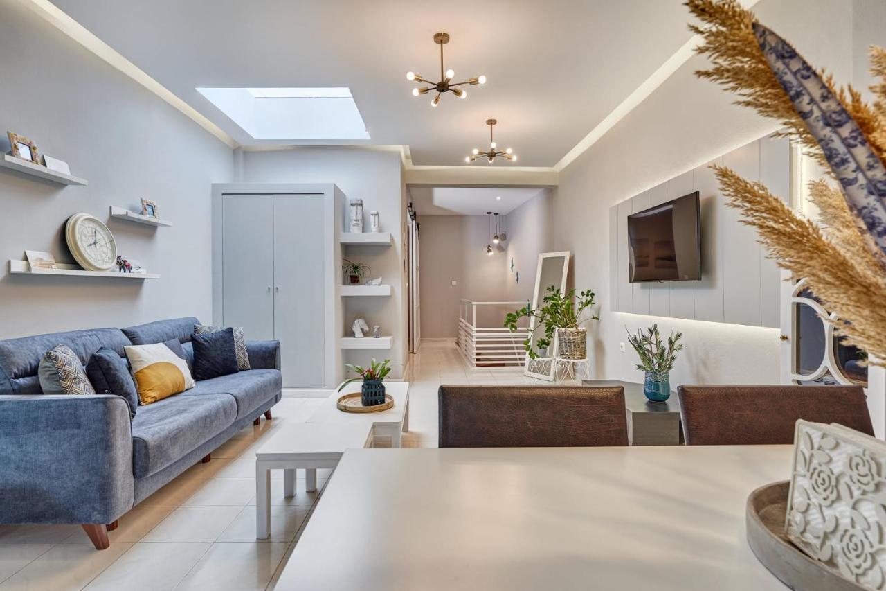 Old Town Luxury Velvet Apartment Rhodes City ภายนอก รูปภาพ