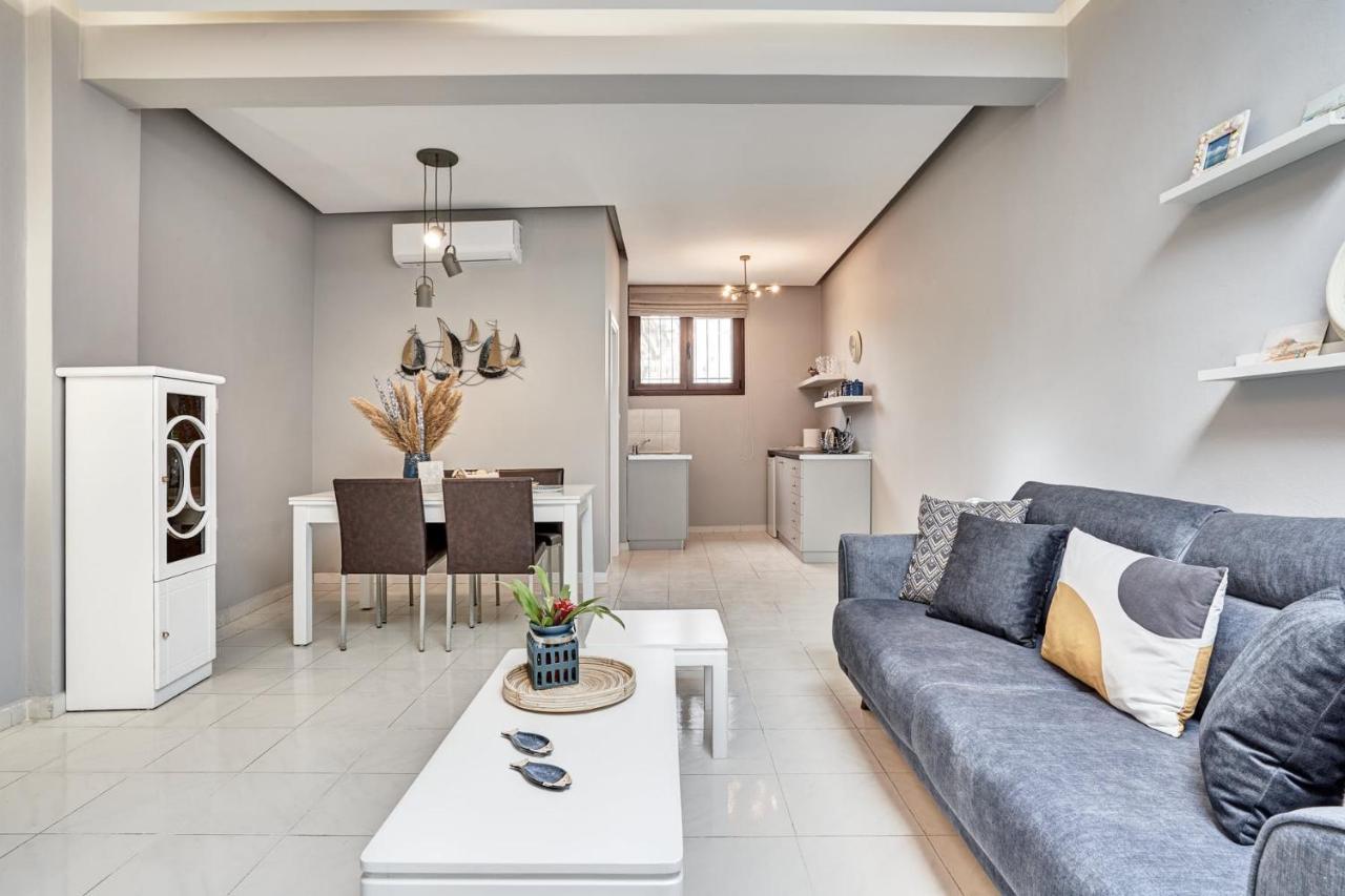 Old Town Luxury Velvet Apartment Rhodes City ภายนอก รูปภาพ