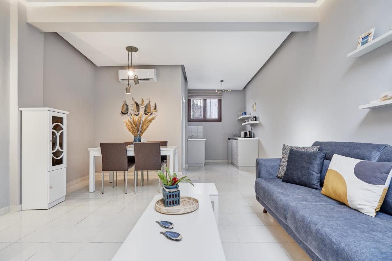 Old Town Luxury Velvet Apartment Rhodes City ภายนอก รูปภาพ